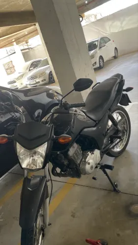     CG Fan 125 2018 - Econômica e Pronta para Rodar