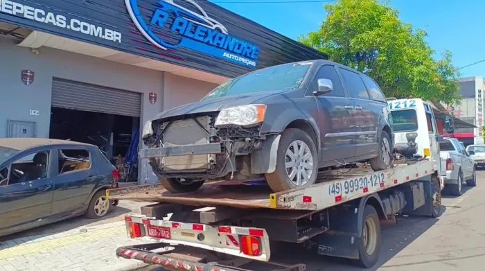 SUCATA CHRYSLER TOWN E COUNTRY 3.6 2011