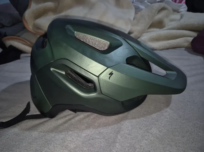 VENDENDO Capacete Specialized Tatic4 Verde com MIPS