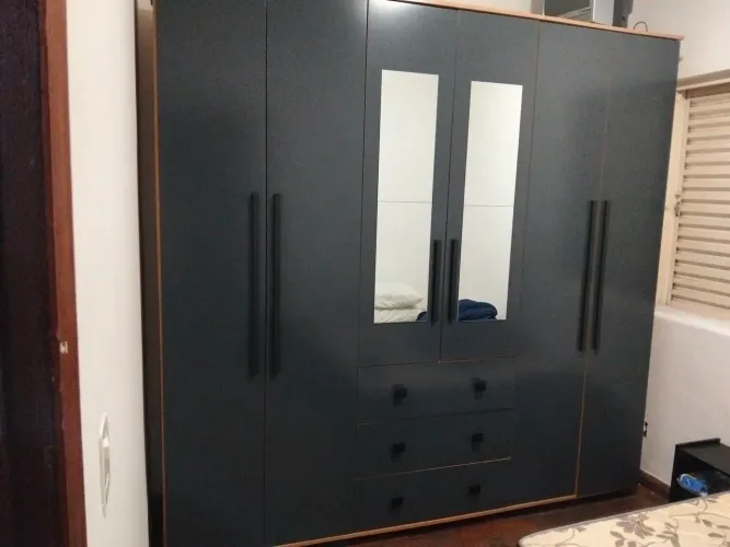 Guarda roupa casal 6 portas