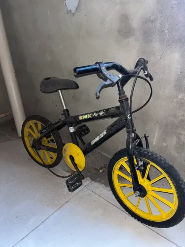 Bicicleta pequena 