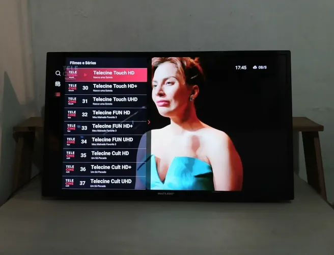 Tv smart android com Bluetooth 32 led fullHD 1080p em perfeito estado