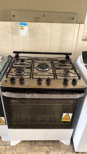 Vendo fogão novo 