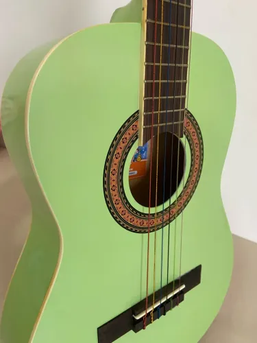 Vendo Violão Shelby Infantil - R$ 200,00