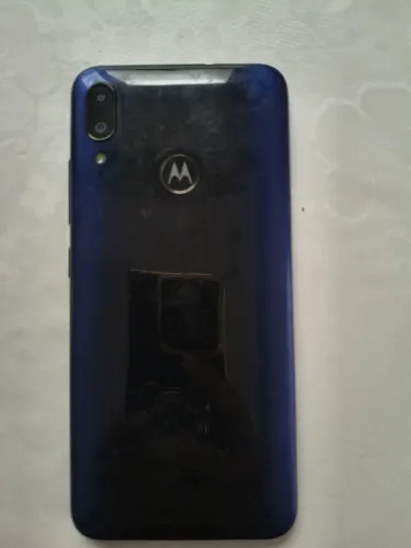 Celular moto E 6 plus. Pra vender rápido. R$ 250,00