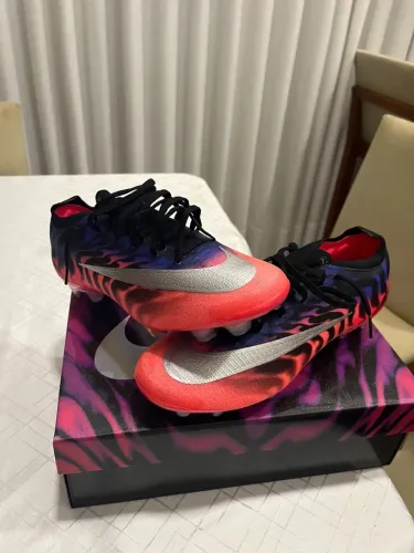 Chuteira de Campo Adulto Nike Vapor 17 Elite Tamanho 43 com Nota