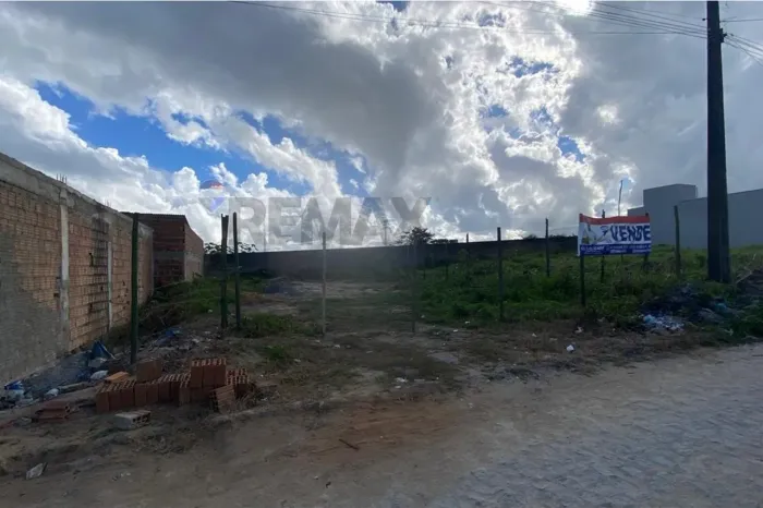 Terreno 168 m² à venda, bairro Dom Hélder, Garanhuns