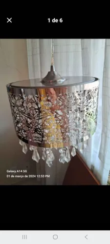 LINDO LUSTRE COM DETALHES VAZADOS E CRISTAIS