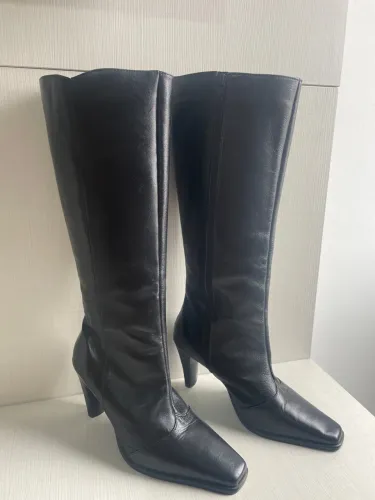 Bota de couro feito a mão 