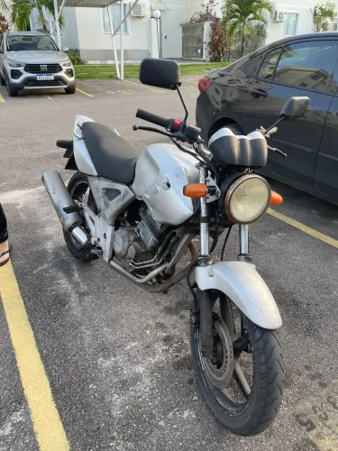 Vendo moto cbx 250 Twister 2006