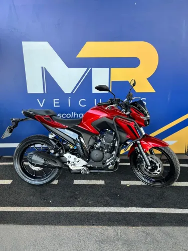 Yamaha Fazer 250 2025 (@mrveiculos )