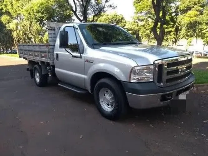 F4000 2019 4x4 2P Carroceria.