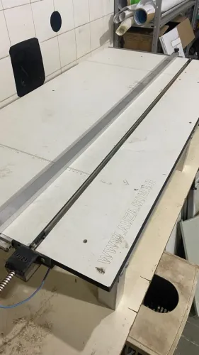 Dobradeira de Acrilico e Similares SemiProfissional 100 cm c/ Regulador de Potencia (220v)