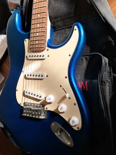 Guitarra Condor ,seminova 