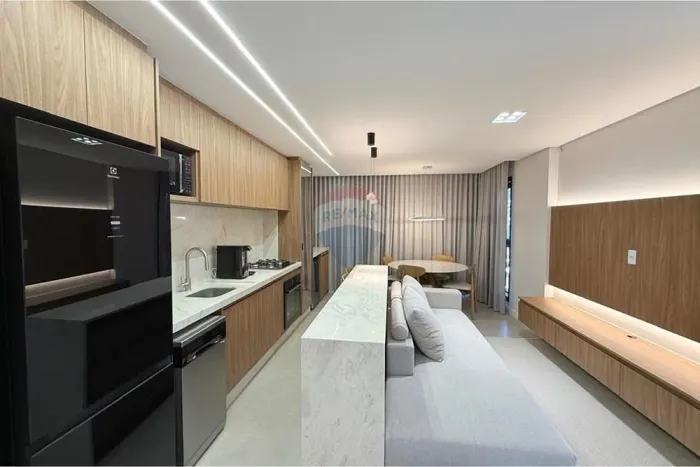 RE/MAX ALUGA Apartamento Moderno no Halma 911- 67 m² 2 suítes e 2 vagas- R$ 7.500,00