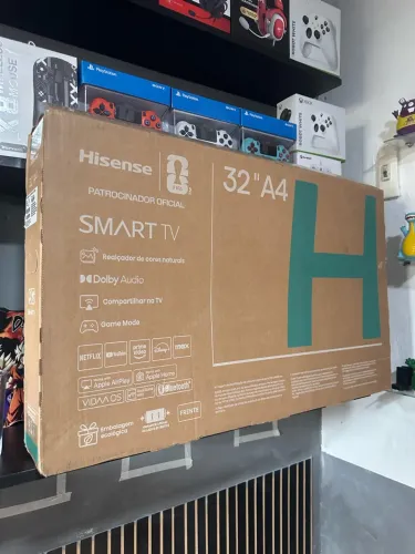 Smart tv Hisense DLED HD 32p lacrada