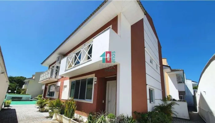 Recreio dos Bandeirantes | Casa de Condomínio 5 quartos, sendo 3 suites