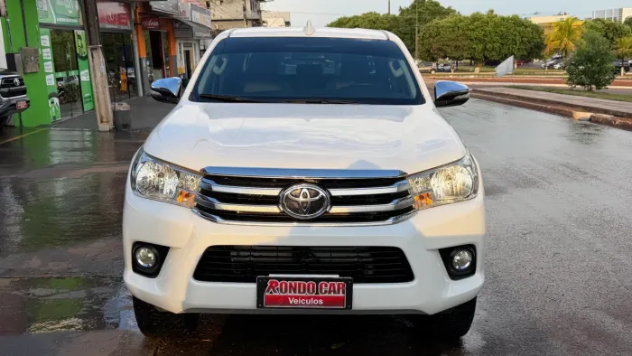 Toyota Hilux CD SRV 4X2 2.7 Flex 16V Aut. 2017