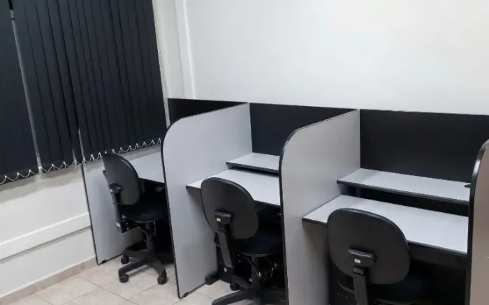 Mesa Ergonômica de Trabalho