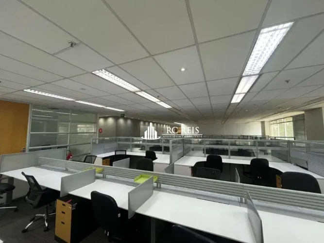 Conjunto para alugar, 678 m² por R$ 50.850/mês + Encargos locatícios - Alphaville Empresar