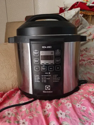panela de pressão elétrica Eletrolux