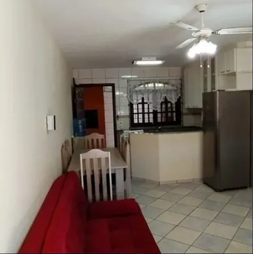 Casa no Brejatuba em Guaratuba a poucos metros da Praia