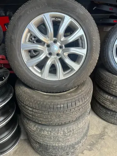Jg de rodas land rover evoque aro 18