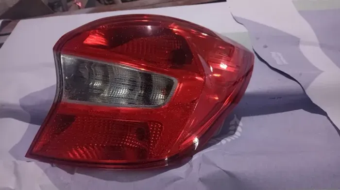 Lanterna Ka Hatch 2015 a 2021