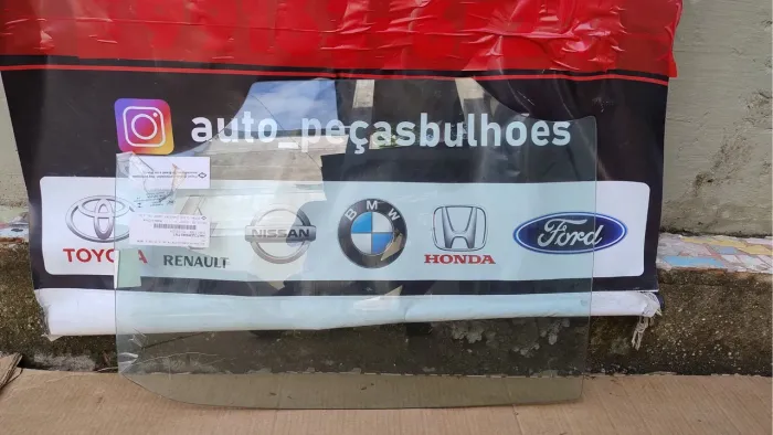 Vidro janela traseira Esquerda Toyota Corolla 2009 a 2014