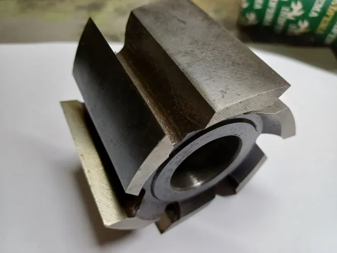 Fresa em aço 80x60x6 para madeira ( cabeçote)