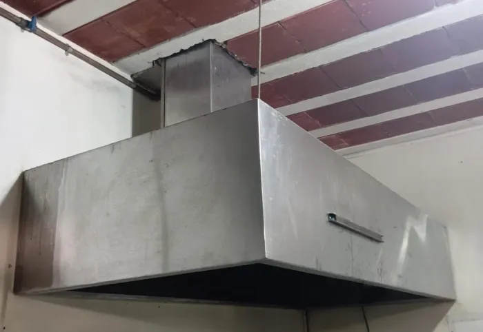 Exaustor de Cozinha Industrial com motor- Coifa
