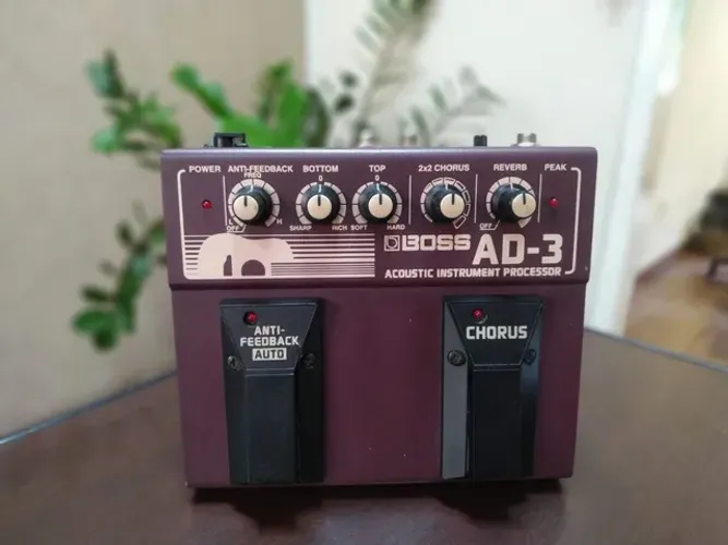 Pedal de violão Boss AD-3 