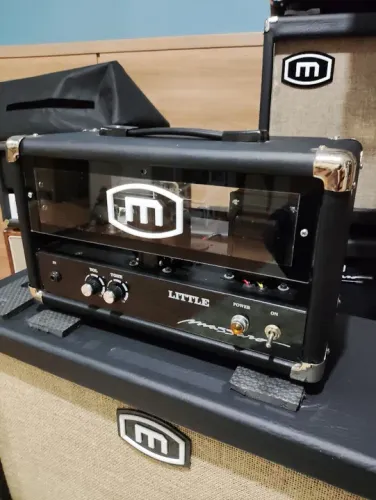 Amplificador valvulado massaro amps modelo fender 5E2 Novo