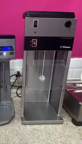 Batedor de milkshakes e sobremesas congeladas vitamix