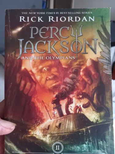 Percy Jackson  and the olypians  em inglês 