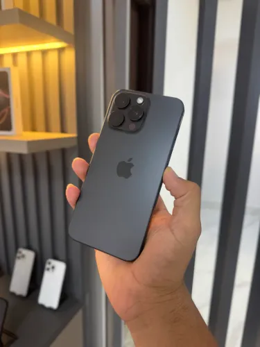 iPhone 15 pro max 256 gigas 