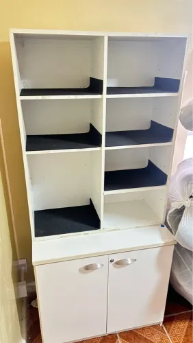 Estante/Armário Organizador Branco com Armário Inferior