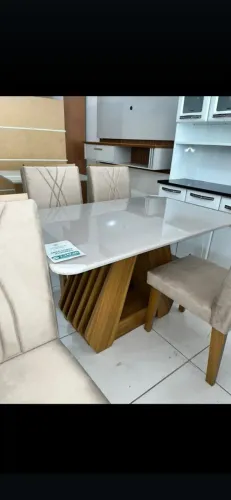 MESA DE LUXO, TAMPO DE VIDRO, BASE MDF