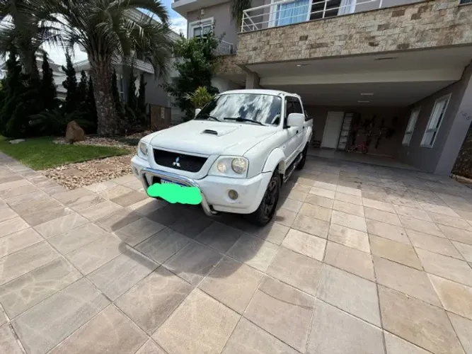 Mitsubishi L200 Sport HPE 2.5 4X4 CD DTI Dies. Aut. 2004