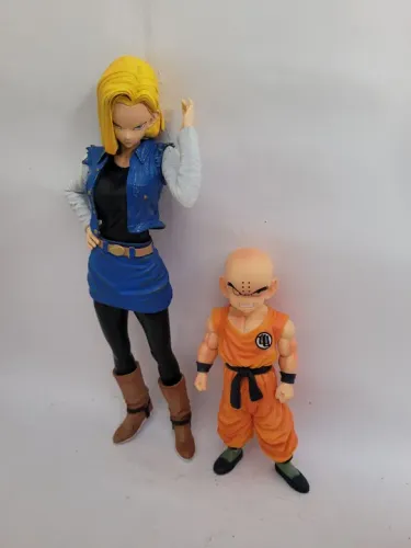 Bonecos Dragon Ball Z - Android 18 e kuririn