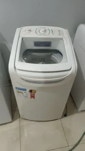 Máquina de Lavar Roupa 8kg Eletrolux, voltagem 220, entrego instalada com garantia.