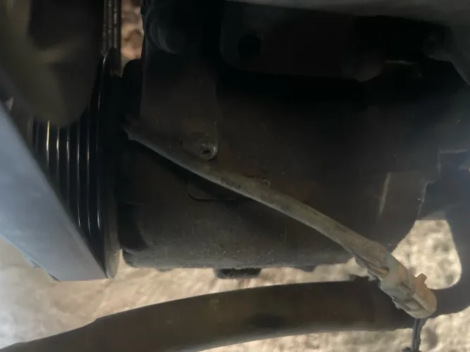 Compressor de ar condicionado Fiat bravo 2013