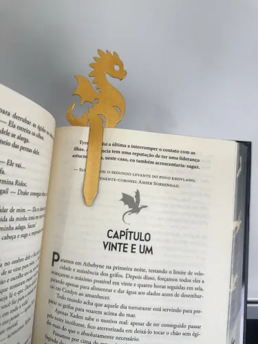 Marca página dragão dourado