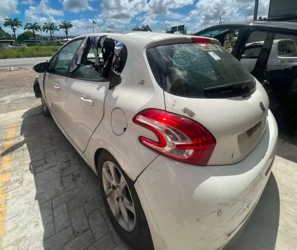 Peças Peugeot 208 1.5 Sucata - Peças para venda
