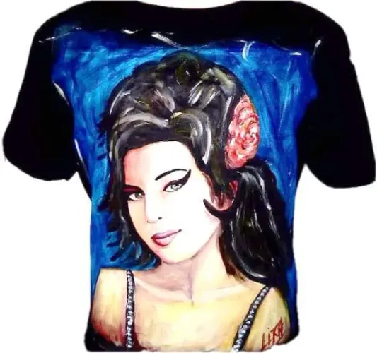 Camisetas personalizadas pintadas no pincel 