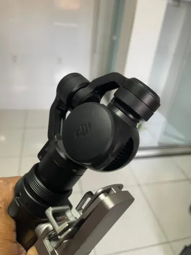 DJI Osmo Original 4K Gimbal Estabilizador + Câmera Integrada - Usado, Ótimo Estado!