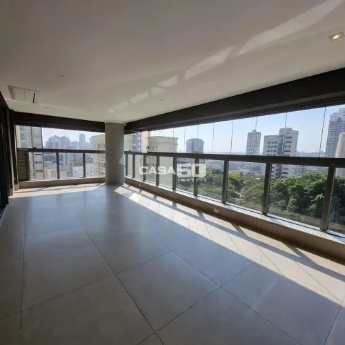 Apartamento à venda no Cambuí em Campinas/SP.
