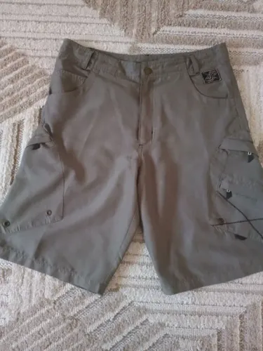 Bermuda Masculino verde