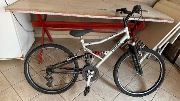Bicicleta não sei o aro