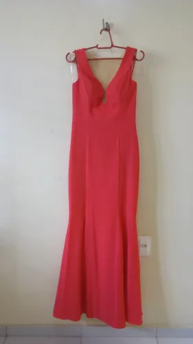 Vende-se Vestido de Festa Coral